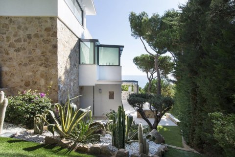 Сasa de 5 dormitorios en venta en Platja D'aro, Gerona, Cataluña, Spain № 5241 - foto 19