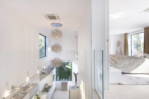 Сasa de 5 dormitorios en venta en Platja D'aro, Gerona, Cataluña, Spain № 5241 - foto 27