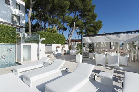 Сasa de 5 dormitorios en venta en Platja D'aro, Gerona, Cataluña, Spain № 5241 - foto 6