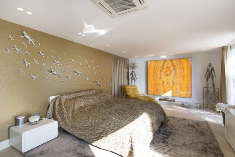 Сasa de 5 dormitorios en venta en Platja D'aro, Gerona, Cataluña, Spain № 5241 - foto 30