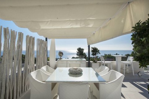 Сasa de 5 dormitorios en venta en Platja D'aro, Gerona, Cataluña, Spain № 5241 - foto 4