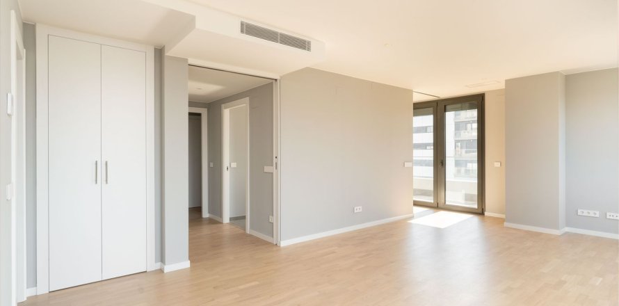 3 chambres apartment à vendre à Badalona, Barcelona, Catalonia, Spain № 5239