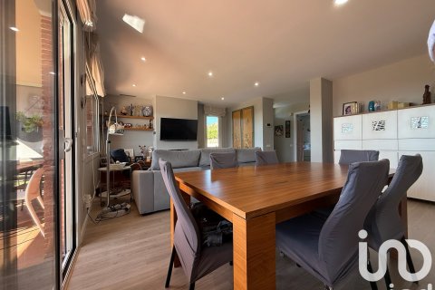 Apartamento de 4 dormitorios en venta en Sant Vicenc De Montalt, Barcelona, Cataluña, Spain № 4812 - foto 13