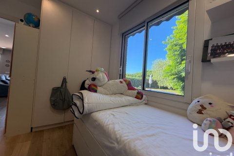 Apartamento de 4 dormitorios en venta en Sant Vicenc De Montalt, Barcelona, Cataluña, Spain № 4812 - foto 22