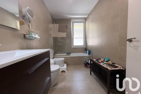 Apartamento de 4 dormitorios en venta en Sant Vicenc De Montalt, Barcelona, Cataluña, Spain № 4812 - foto 23