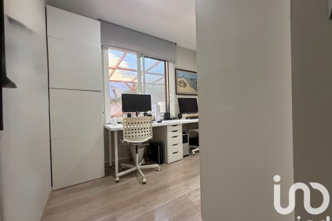 Apartamento de 4 dormitorios en venta en Sant Vicenc De Montalt, Barcelona, Cataluña, Spain № 4812 - foto 20