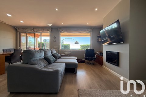 Apartamento de 4 dormitorios en venta en Sant Vicenc De Montalt, Barcelona, Cataluña, Spain № 4812 - foto 10