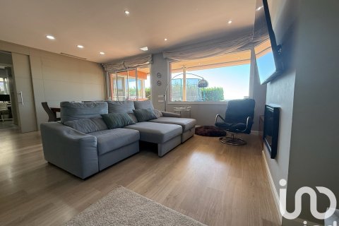Apartamento de 4 dormitorios en venta en Sant Vicenc De Montalt, Barcelona, Cataluña, Spain № 4812 - foto 11
