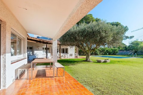 Сasa de 6 dormitorios en venta en Sitges, Barcelona, Cataluña, Spain № 6476 - foto 3