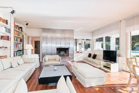 Сasa de 6 dormitorios en venta en Sitges, Barcelona, Cataluña, Spain № 6476 - foto 16