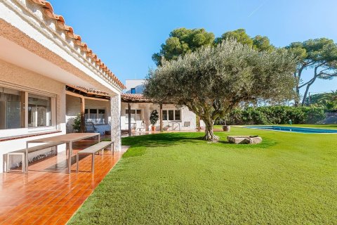 Сasa de 6 dormitorios en venta en Sitges, Barcelona, Cataluña, Spain № 6476 - foto 11