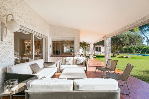 Сasa de 6 dormitorios en venta en Sitges, Barcelona, Cataluña, Spain № 6476 - foto 2