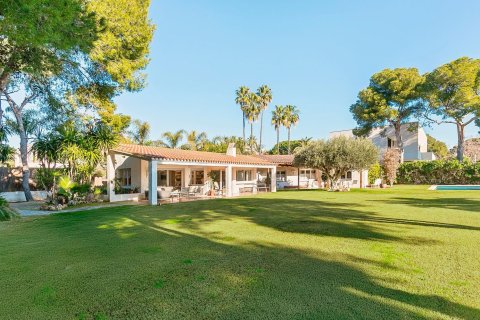 Сasa de 6 dormitorios en venta en Sitges, Barcelona, Cataluña, Spain № 6476