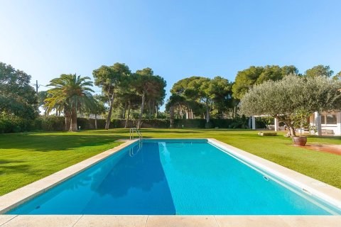Сasa de 6 dormitorios en venta en Sitges, Barcelona, Cataluña, Spain № 6476 - foto 7