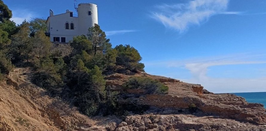 Сasa de 6 dormitorios en venta en Sitges, Barcelona, Cataluña, Spain № 6475