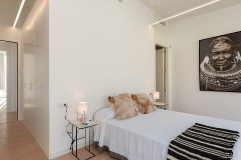 Сasa de 4 dormitorios en venta en Sitges, Barcelona, Cataluña, Spain № 6473 - foto 27