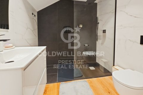 Сasa de 4 dormitorios en venta en Esplugues de Llobregat, Barcelona, Cataluña, Spain № 5555 - foto 15