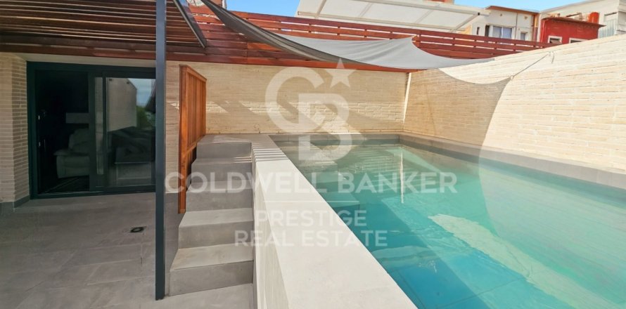 Сasa de 4 dormitorios en venta en Esplugues de Llobregat, Barcelona, Cataluña, Spain № 5555