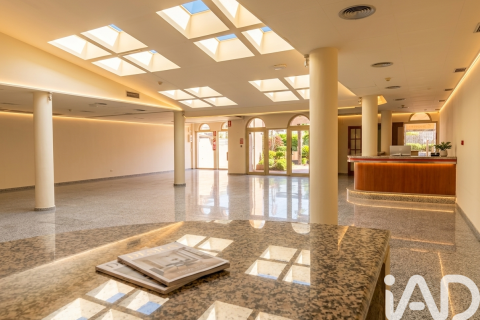 Propiedad comercial de 200 m² en alquiler en Segur de Calafell, Tarragona, Cataluña, Spain № 7318