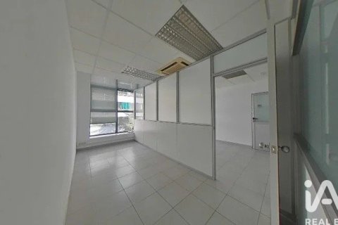 Propiedad comercial de 101 m² en alquiler en Manresa, Barcelona, Cataluña, Spain № 7320 - foto 4