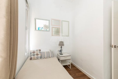 Apartamento de 2 dormitorios en venta en Ciudad Vieja, Barcelona, Cataluña, Spain № 2779 - foto 20