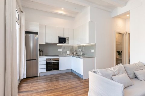 Apartamento de 2 dormitorios en venta en Ciudad Vieja, Barcelona, Cataluña, Spain № 2779 - foto 12