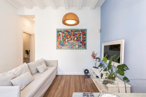 Apartamento de 2 dormitorios en venta en Ciudad Vieja, Barcelona, Cataluña, Spain № 2779 - foto 8