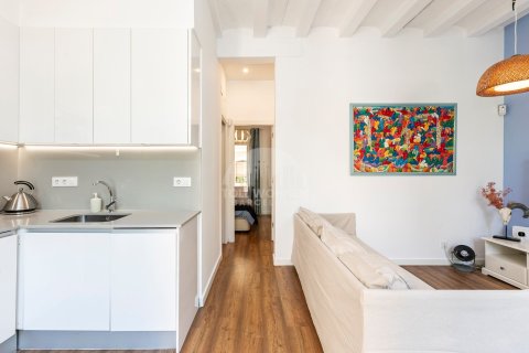 Apartamento de 2 dormitorios en venta en Ciudad Vieja, Barcelona, Cataluña, Spain № 2779 - foto 9