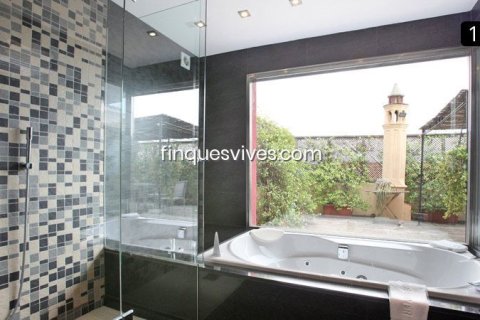 Сasa de 11 dormitorios en venta en Sant Vicenc De Montalt, Barcelona, Cataluña, Spain № 2774 - foto 15