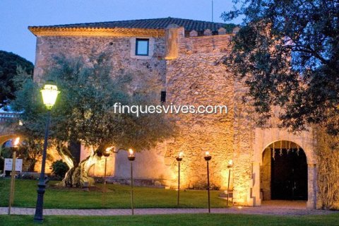 Сasa de 11 dormitorios en venta en Sant Vicenc De Montalt, Barcelona, Cataluña, Spain № 2774
