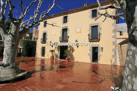 Сasa de 11 dormitorios en venta en Sant Vicenc De Montalt, Barcelona, Cataluña, Spain № 2774 - foto 3