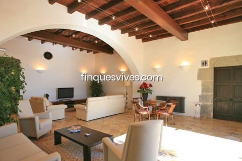 Сasa de 11 dormitorios en venta en Sant Vicenc De Montalt, Barcelona, Cataluña, Spain № 2774 - foto 22