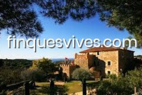 Сasa de 11 dormitorios en venta en Sant Vicenc De Montalt, Barcelona, Cataluña, Spain № 2774 - foto 6