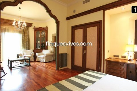 Сasa de 11 dormitorios en venta en Sant Vicenc De Montalt, Barcelona, Cataluña, Spain № 2774 - foto 13