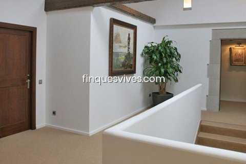 Сasa de 11 dormitorios en venta en Sant Vicenc De Montalt, Barcelona, Cataluña, Spain № 2774 - foto 24