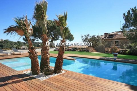 Сasa de 11 dormitorios en venta en Sant Vicenc De Montalt, Barcelona, Cataluña, Spain № 2774 - foto 27