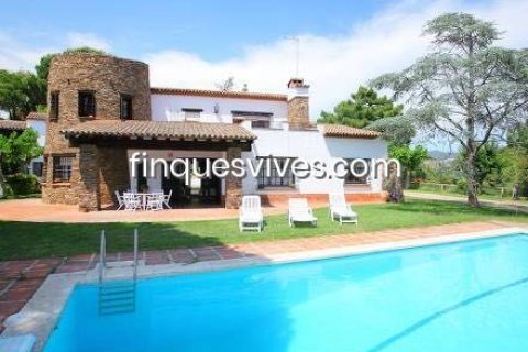 Сasa de 8 dormitorios en venta en Sant Pol de Mar, Barcelona, Cataluña, Spain № 2773 - foto 6