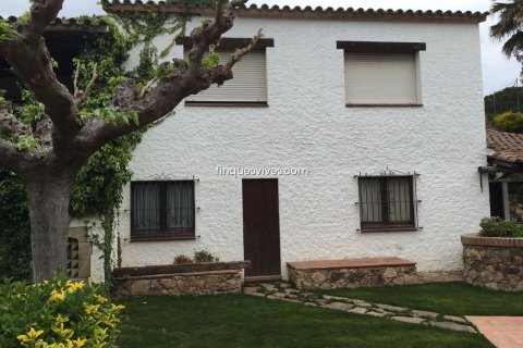 Сasa de 8 dormitorios en venta en Sant Pol de Mar, Barcelona, Cataluña, Spain № 2773 - foto 13