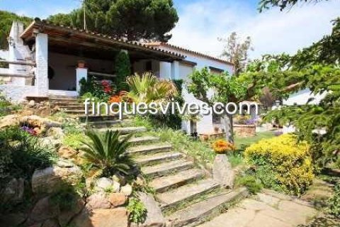 Сasa de 8 dormitorios en venta en Sant Pol de Mar, Barcelona, Cataluña, Spain № 2773 - foto 4