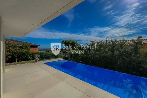 Сasa de 5 dormitorios en venta en Sant Feliu de Guíxols, Gerona, Cataluña, Spain № 6763 - foto 4