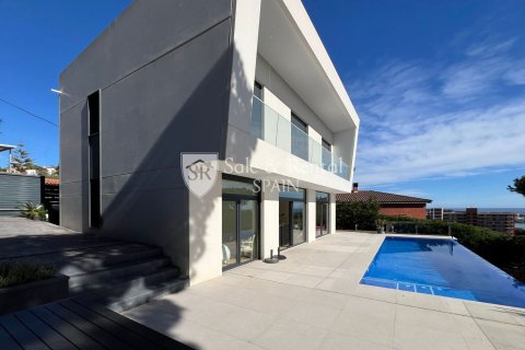 Сasa de 5 dormitorios en venta en Sant Feliu de Guíxols, Gerona, Cataluña, Spain № 6763 - foto 3
