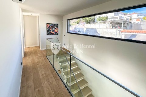 Сasa de 5 dormitorios en venta en Sant Feliu de Guíxols, Gerona, Cataluña, Spain № 6763 - foto 11