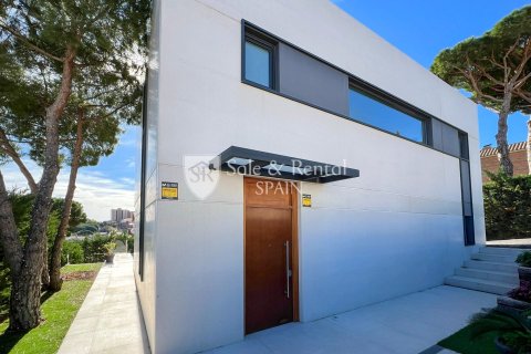 Сasa de 5 dormitorios en venta en Sant Feliu de Guíxols, Gerona, Cataluña, Spain № 6763 - foto 28