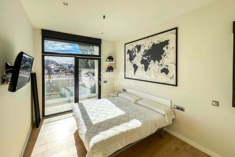 Сasa de 5 dormitorios en venta en Sant Feliu de Guíxols, Gerona, Cataluña, Spain № 6763 - foto 24