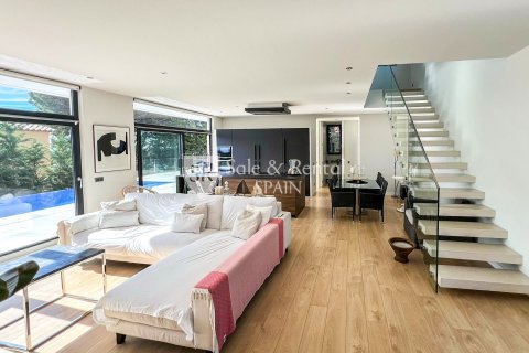 Сasa de 5 dormitorios en venta en Sant Feliu de Guíxols, Gerona, Cataluña, Spain № 6763 - foto 7