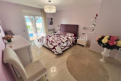 Сasa de 10 dormitorios en venta en Sant Feliu de Guíxols, Gerona, Cataluña, Spain № 6767 - foto 8