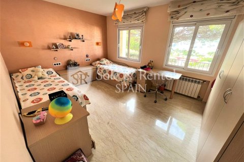Сasa de 10 dormitorios en venta en Sant Feliu de Guíxols, Gerona, Cataluña, Spain № 6767 - foto 9