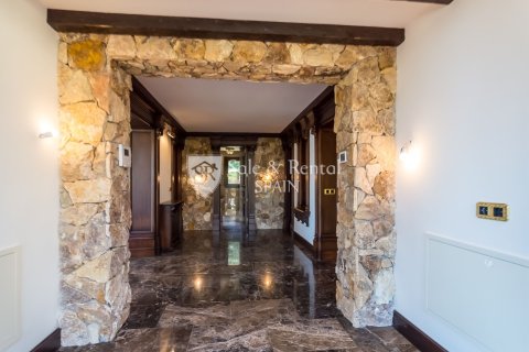 Сasa de 4 dormitorios en venta en Blanes, Gerona, Cataluña, Spain № 6762 - foto 9