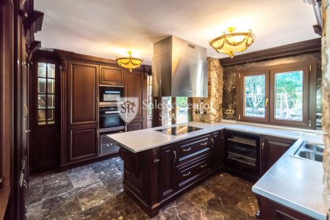 Сasa de 4 dormitorios en venta en Blanes, Gerona, Cataluña, Spain № 6762 - foto 22