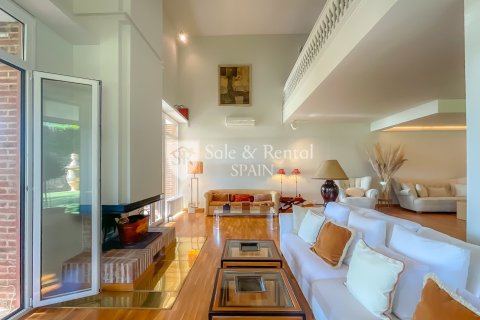 Купить дом в Сан-Висенс де Монтальт, Испания с 4 спальни, 495м², № 6765 - фото 16